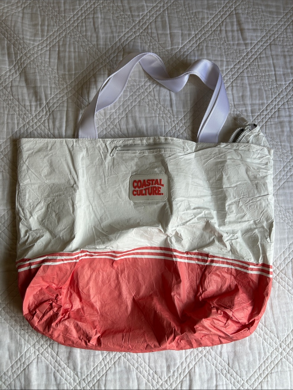 COASTAL CULTURE Two-Tone White and Coral Beach Tote
